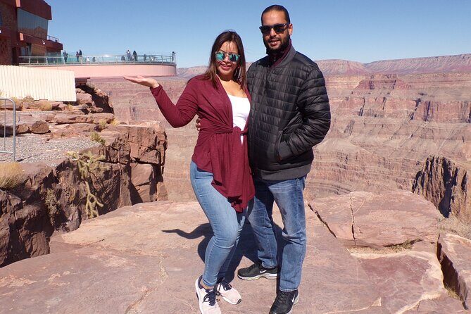 Spanish Grand Canyon Tour with Skywalk Access and Lunch - An Authentic Grand Canyon Experience in Spanish