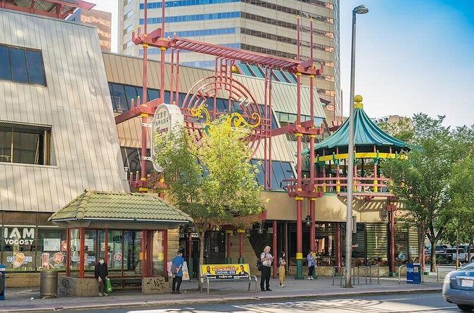 Spanish PrivateTour- Calgary - - What’s Included and How It Affects Your Experience