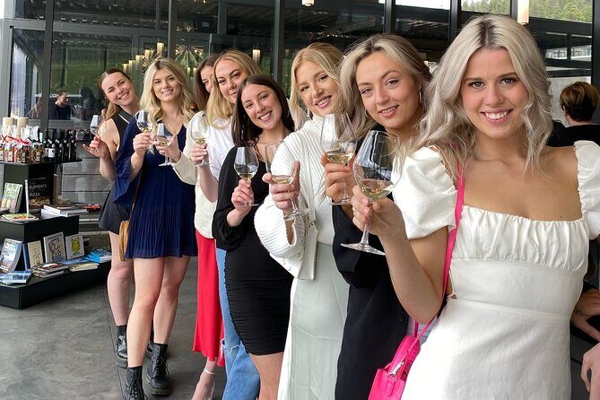 Sparkling Hill Full Day Guided Wine Tour with 5 Wineries - An In-Depth Look at the Tour Itinerary