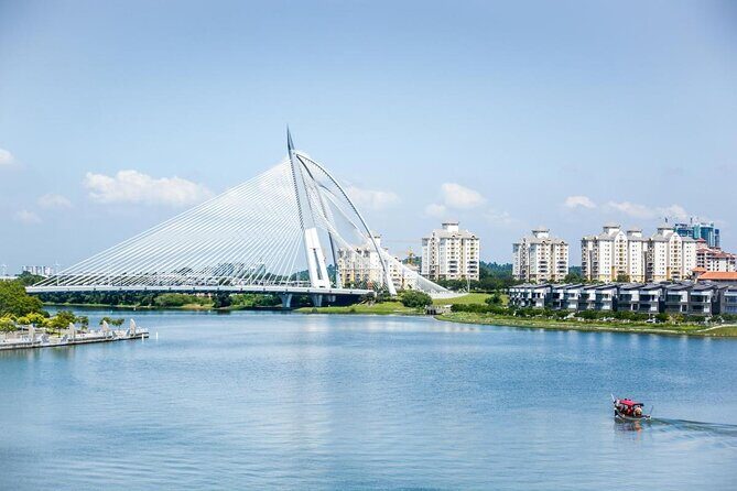 Sparkling Putrajaya - The Observation Deck: A View That Wows