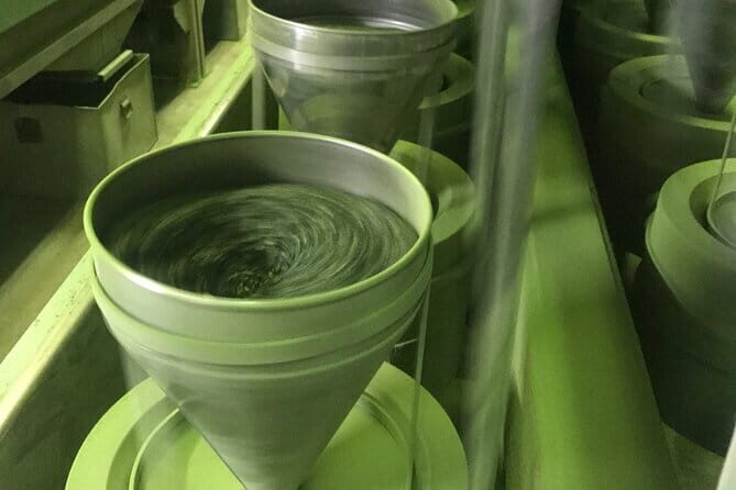 Special Matcha Tea Picking, Factory Tour and Casual Tea Ceremony - Tea Picking at Inariyama Tea Garden Park
