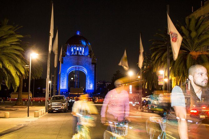 SPECIAL NIGHT LIFE Mexico City Light´s Bike Tour - The Sum Up