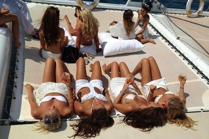 Special tour for groups sailing along the Costa Brava in a big catamaran. Food and drinks included. - The Journey Begins: What to Expect