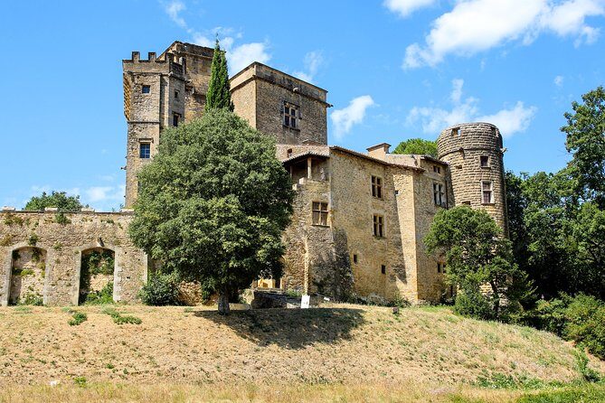 Spectacular Luberon villages - Gordes to Lourmarin private tour - Exploring the Spectacular Luberon Villages: Gordes to Lourmarin Private Tour Review