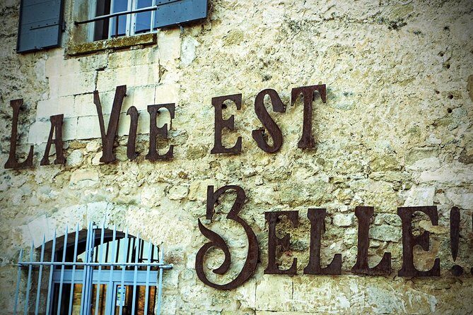 Spectacular Luberon villages - Gordes to Lourmarin private tour - The Sum Up