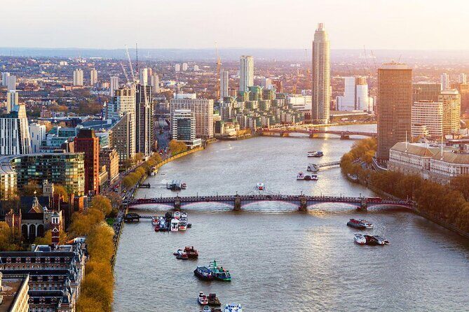 Speedboat Cruise Tour: Embankment or Westminster Pier -70 minutes - Key Points