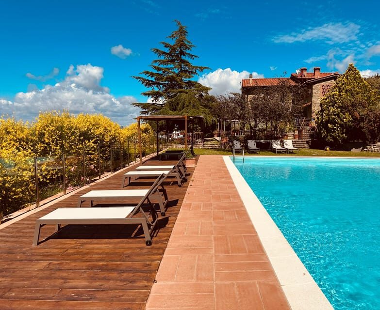 Spend a day in a resort in the Tuscan countryside - Key Points