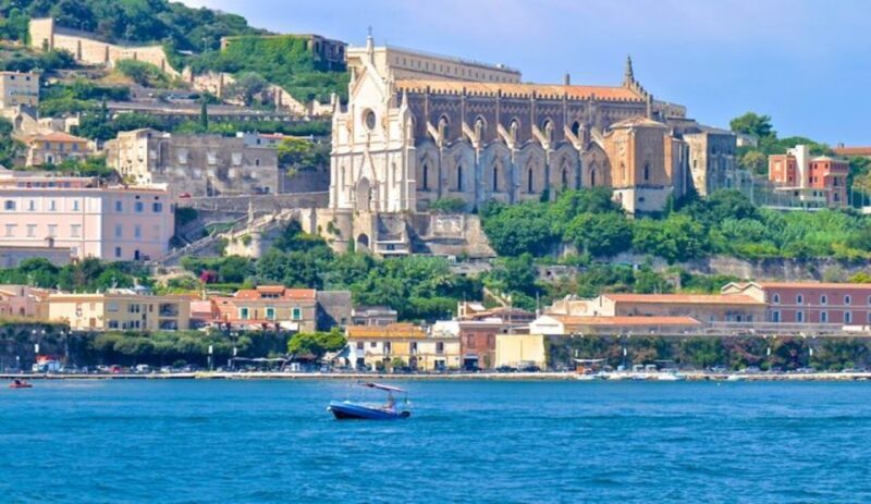 Sperlonga: Boat Tour to Gaeta with Pizza and Drinks - Key Points