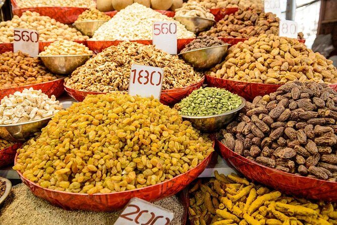 Spice Market, Masala Chai with Old Delhis heritage trails - Key Points