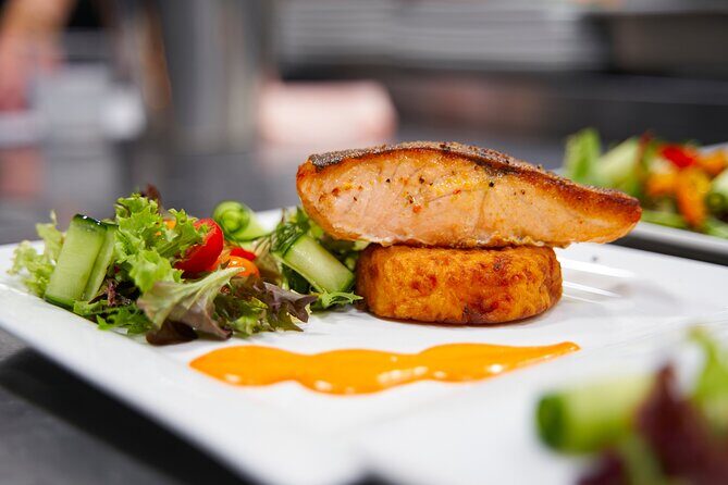 Spirit of Melbourne Dinner Cruise on the Yarra River - The Sum Up: Who Should Choose the Spirit of Melbourne Dinner Cruise?