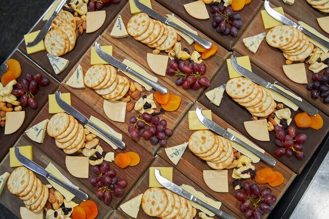 Spirit of Melbourne Dinner Cruise on the Yarra River - FAQ