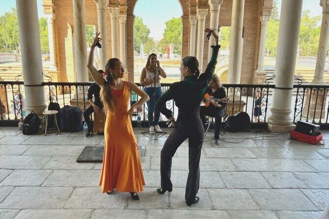 Spirit of Seville - Private Walking Tour with Casa de Pilato - What Makes the Spirit of Seville Tour Stand Out?