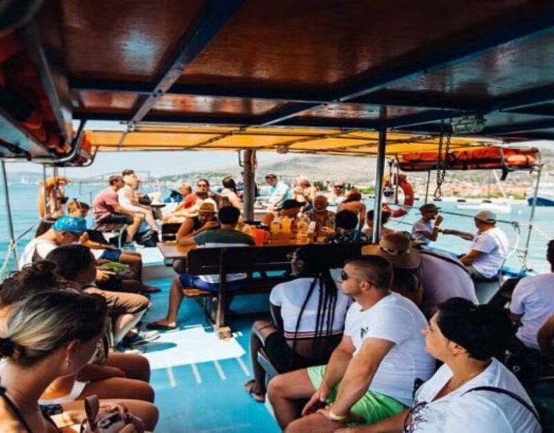 Split: Blue Lagoon Boat Trip with Lunch, Wine and Snorkeling - The Experience from Reviews