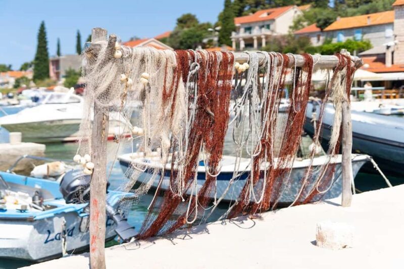 Split: Blue Lagoon, Trogir & Solta Speedboat Tour - FAQs