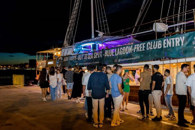 Split: Boat Crawl with Nightclub Access, Shots, & Boat Party - Practical Details and Tips
