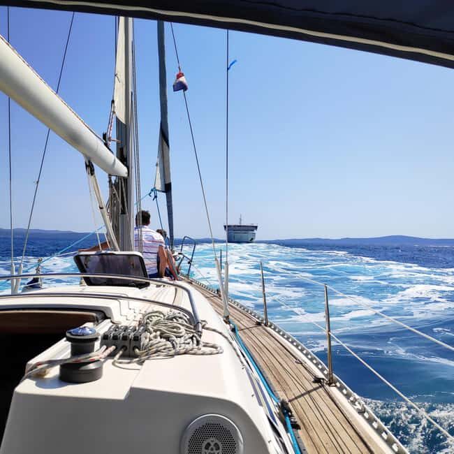 Split: Half Day Sailing Tour with Swim Stop, Snacks and Wine - Key Points