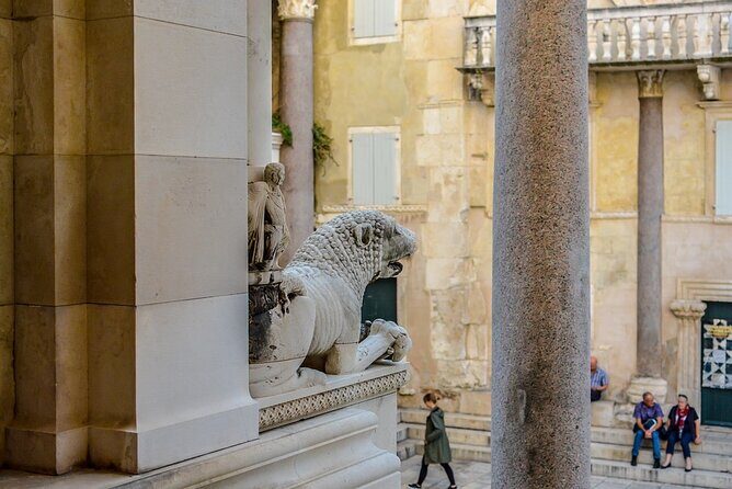 Split Old Town Walking Tour (Small group) - Key Points