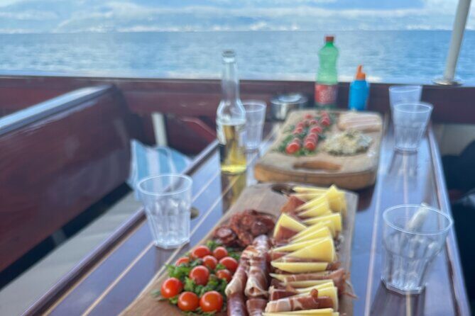 Split private boat tour for a groups up to 42 people - The Sum Up