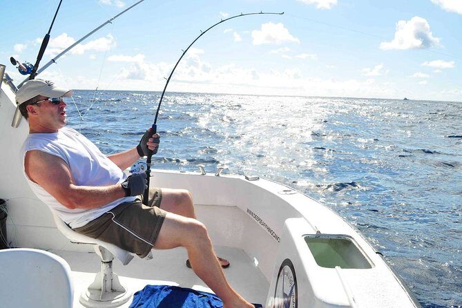 Sport Fishing at the Caribbean Sea. Enjoy an amazing time with friends & family - Who Will Love This Tour?
