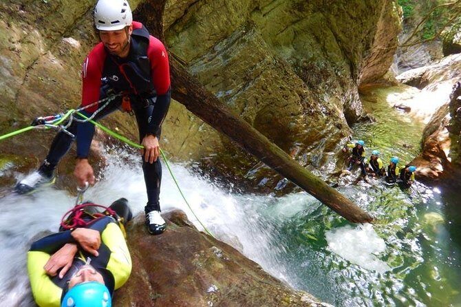 Sports canyoning in the Vercors near Grenoble - What to Expect During the Tour