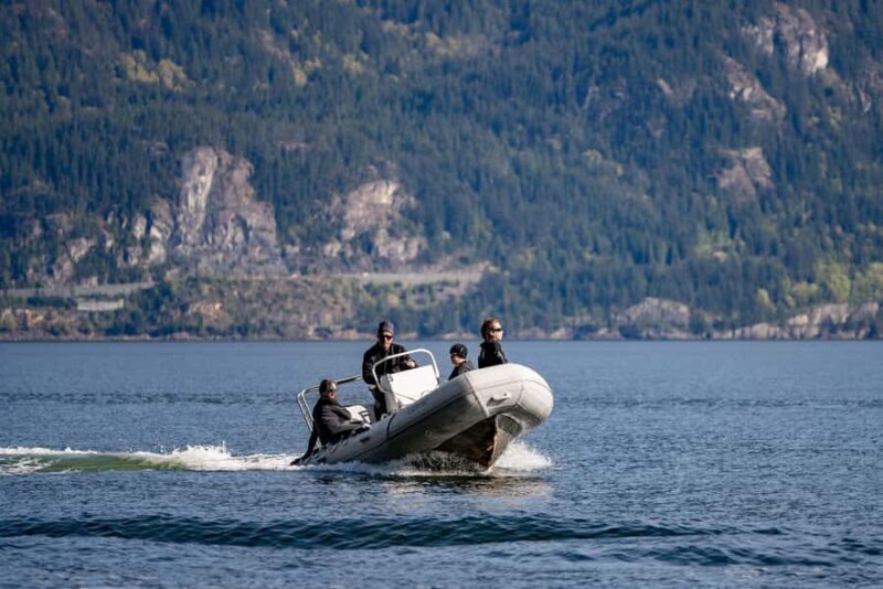 Squamish: Howe Sound Boat Tour with Wildlife Spotting - Authenticity and Real Experiences
