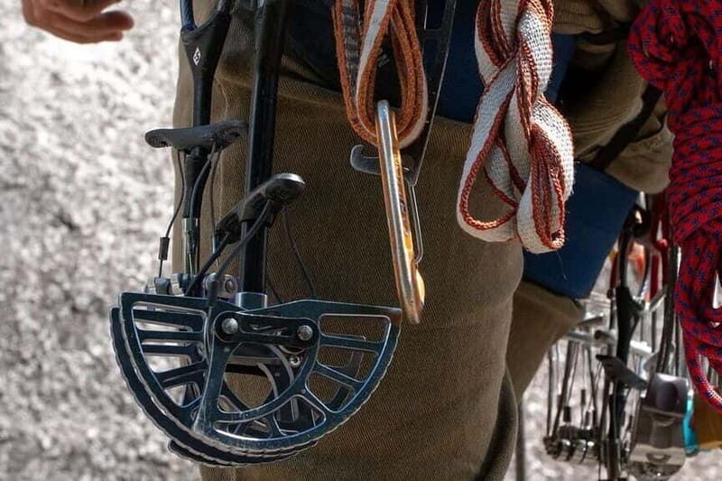 Squamish: Rock Climbing Beginner Experience - An Honest Look at the Experience