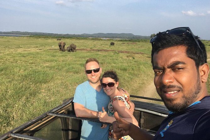 sri lanka Holiday Round tour 13-Days with driver, vehicle and H/B accommodations - FAQ