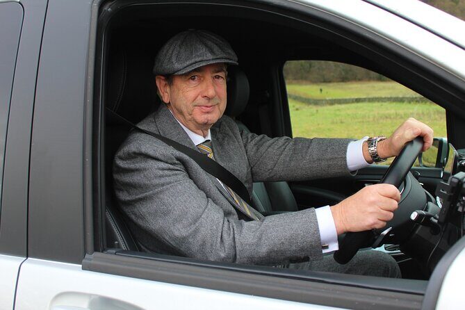 St. Andrews & The Old Course Private Day Tour with Scottish Local - Transportation & Logistics