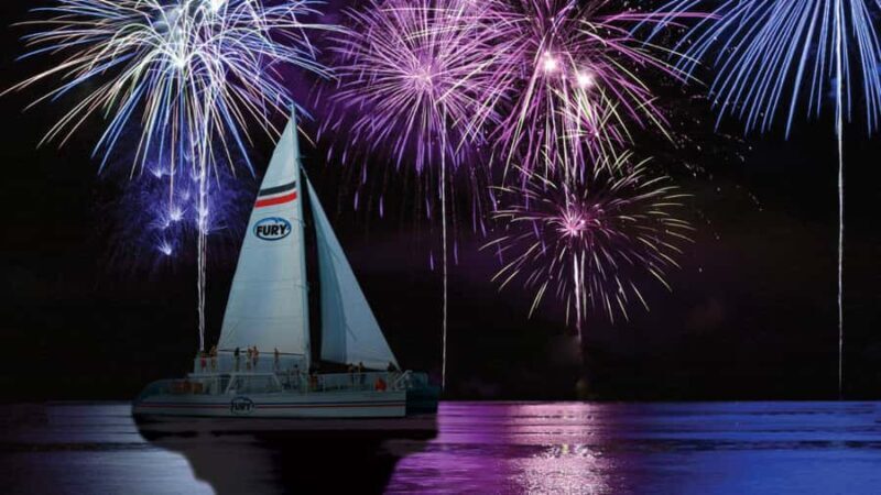 St. Augustine: Fireworks Cruise with Live Music and Drinks - Who Is This Tour Perfect For?