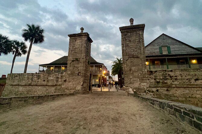 St. Augustine Ghost Tour on Premium Golf Cart with PiCk Up - FAQs