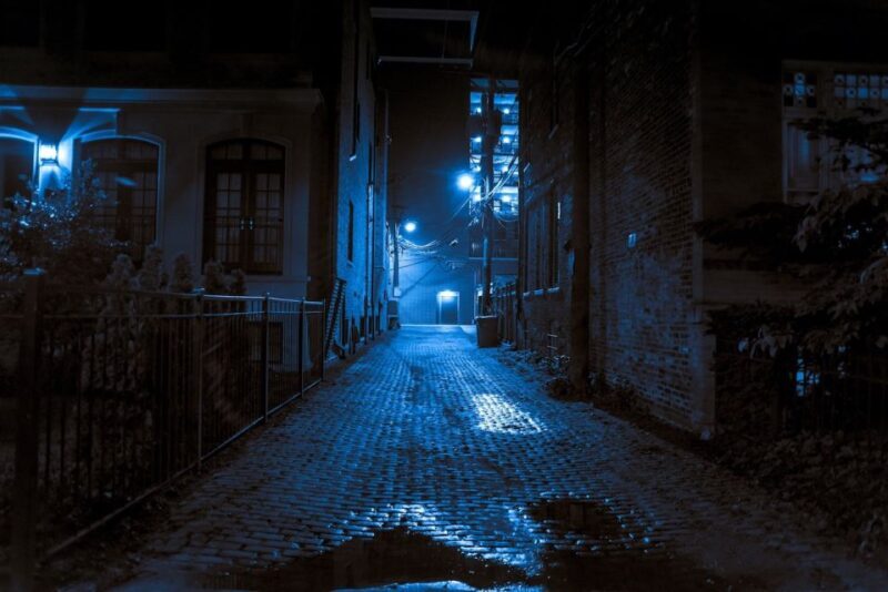 St. Augustine: Haunted Pub Crawl Walking Tour with a Guide - Key Points