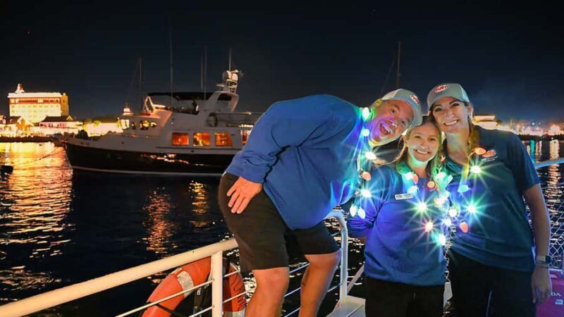 St. Augustine: Nights of Lights Cruise with Music and Drinks - Who Would Enjoy This Tour?