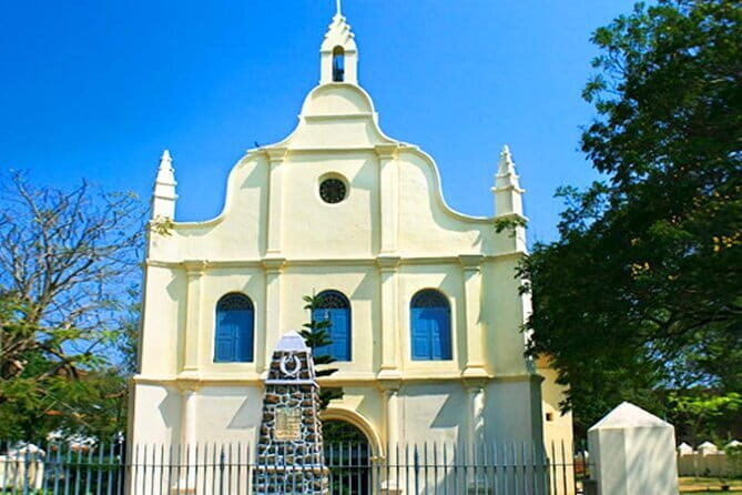 St Francis Church+Chinese Nets+Dutch Palace+Synagogue=Cochin Walk - The Architectural Gem: Mattancherry Palace