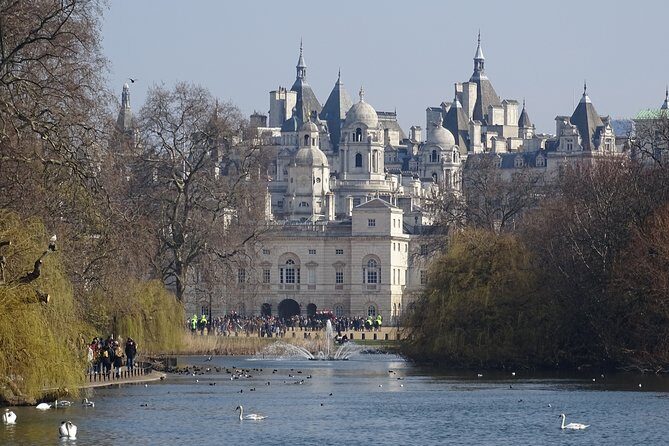 St James' & Mayfair - Private Tour of London's Royal & Aristocratic Villages - An In-Depth Look at the Tour Experience