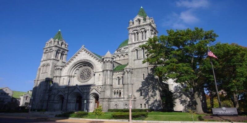 St. Louis Arch and River Cruise Small Group Walking Tour - Frequently Asked Questions