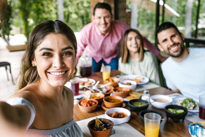 St. Louis Food Adventure Tour - A Deep Dive into the St. Louis Food Adventure Tour