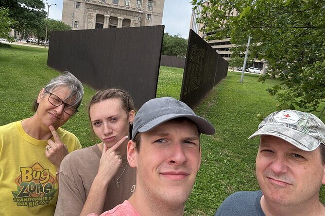 St. Louis Scavenger Hunt by Operation City Quest - What to Expect from the St. Louis Scavenger Hunt