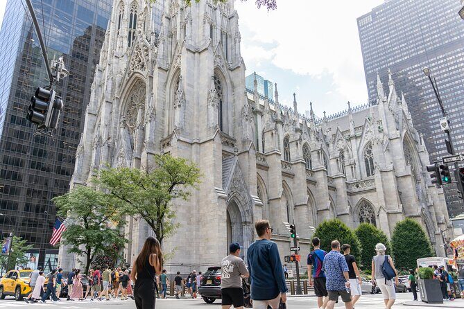 St Patrick Cathedral and Manhattan Walking Tour - An In-Depth Look at the Tour Itinerary
