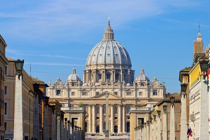 St Peter's Basilica with Audio Guide Fast Access and Papal Tombs - Key Points