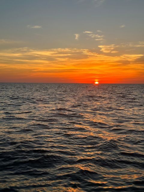 St. Petersburg, FL: Sunset & Skyway Bridge Lights Tour - Who Should Consider This Tour?