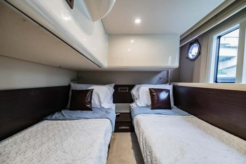 St. Petersburg: Private Yacht Cruise - A Comprehensive Look at the Yacht Cruise Experience