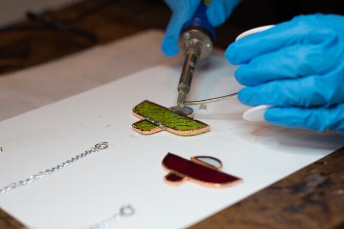Stained Glass Workshop in Brooklyn, New York - Key Points