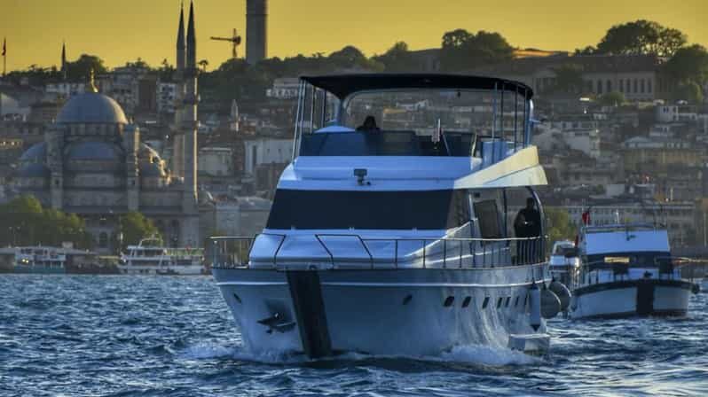 stanbul: Private Luxury Yacht on Bosphorus 24 MT (79 feet) - Key Points