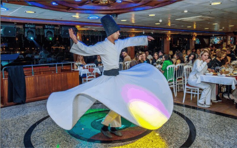 stanbul: Turkish Night On the Bosphorus with Private Table - A Closer Look at the Experience