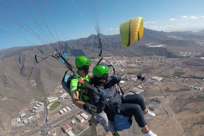 STANDARD Flight - Tenerife Paragliding: Soar Over Volcanoes and Coastlines