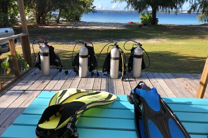 StandUp PaddleBoard Lesson and Experience Scuba Diving Package! - FAQ