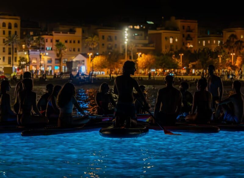 Starlight Paddlesurf during the night in Barcelona - Key Points