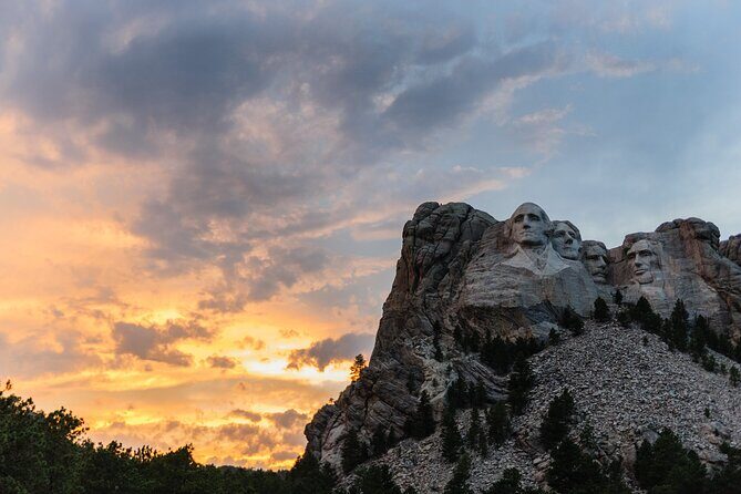 Stars & Stripes: Mount Rushmore Night Ceremony - Additional Details & Practicalities