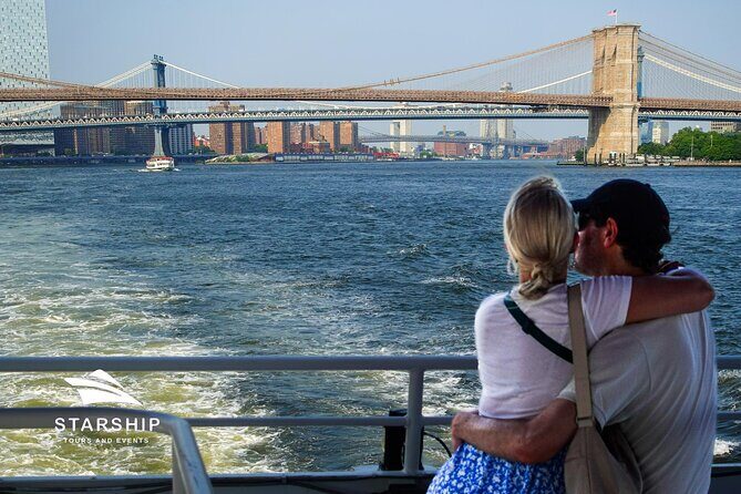 Starship 60 Min Statue of Liberty Brooklyn Bridge Boat Tour - What Makes This Tour Stand Out?