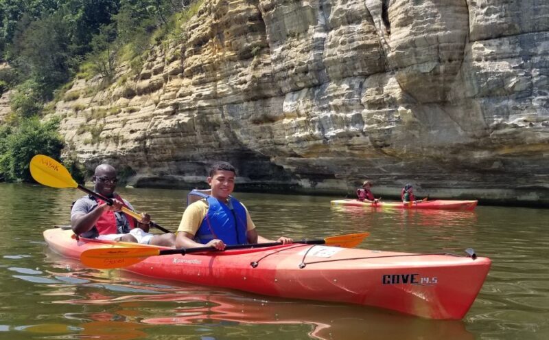 Starved Rock State Park: Guided Kayaking Tour - An In-Depth Look at the Kayaking Experience